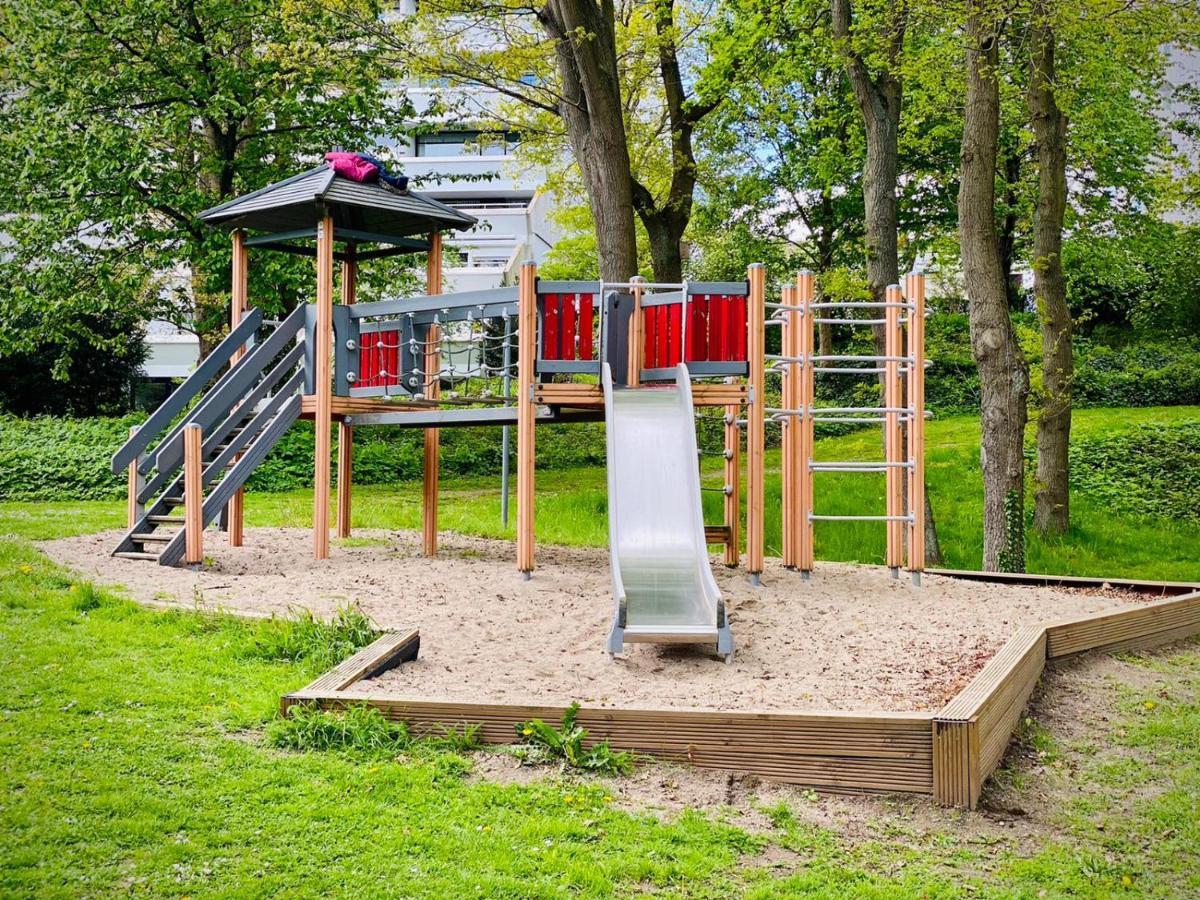 Fewo Panoramadeck Familien-Strandnah-Garten-Hunde-Sport-Und Schwimmbadnah-Hansapark Sierksdorf Esterno foto
